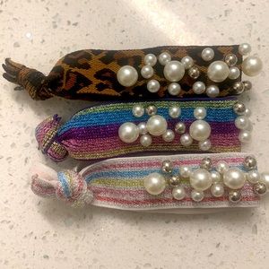 Set of 3 bedazzled hair ties